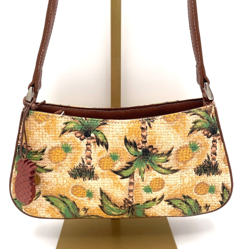 NWOT! Liz Claibourne Pineapple Bag, Cute and Petite - Picture 15 of 15